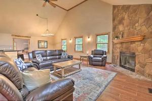 Game Room6mi to parksGroup GetawayGives Back!