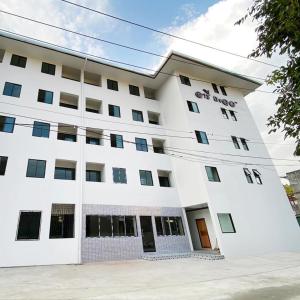 Aree Place Chiang Mai