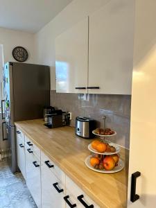 Ruhiges Apartment in Berlin mit Parkplatz & Balkon