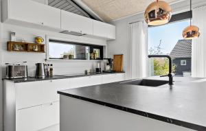 3 Bedroom Amazing Home In Sydals