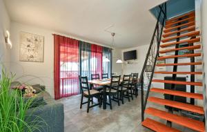 Awesome Home In Vinica Breg With Wifi 