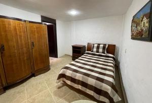 Alojamiento 1A Amplia Habitación Independiente