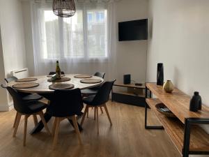 Appartements Prox centre, beau T3, 2 ch, 7 personnes : photos des chambres