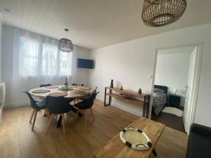 Appartements Prox centre, beau T3, 2 ch, 7 personnes : photos des chambres