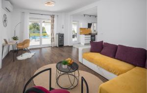 3 Bedroom Gorgeous Home In Jural 