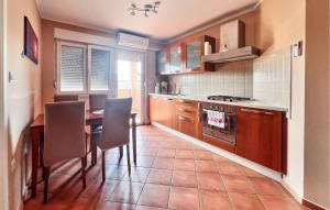 Awesome Apartment In Medulin With Wifi