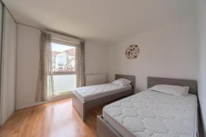 Appartement 2 chambres - 6 personnes - Disneyland & Paris - Gare 2 min