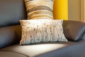 Spring Wood Luxury Pod with Hot Tub at Fell View Park Kirkby Lonsdale