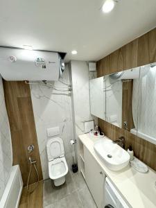 Central Apartment with Amazing Views