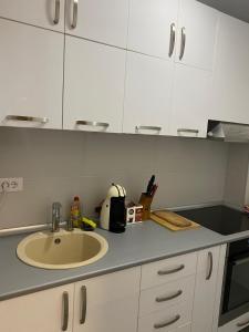 Central City Stay - Apartment Alex