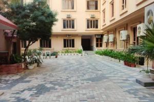 Divine AC studio in Ananda Krishna Van, 2 mins from ISKCON
