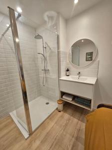 Appartements Maison avec garage et terrasse quartier historique : photos des chambres
