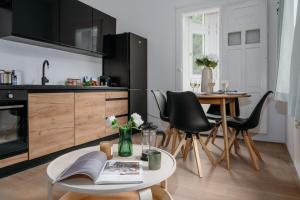 Prague Days - Luxurious Apartments in a Quiet Area