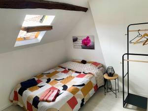 La perle rare Chambly, Proche Parc Astérix , château de Chantilly