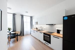 Well-located Luxury 3BR Oasis in Central Prague