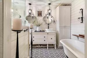 1930s Queen Anne Historic Downtown Retreat - 4hvězdičkové hotely ve městě Medford