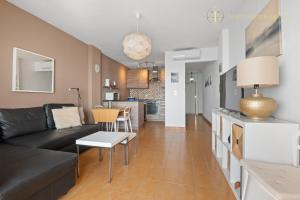 Seafront Penthouse on San Cristobal Almuñécar