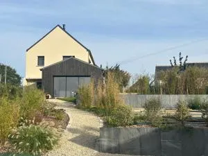 Ideal -Saint Lunaire-5 mn plage et bourg-jusqu'à 11 personnes - 朗西厄