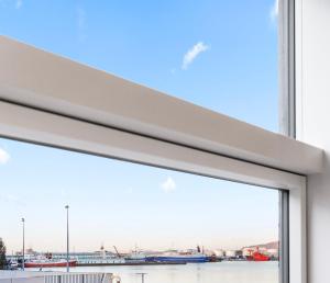 Harbour Lux 3BR & 2BA in the Heart of the City with Free Parking