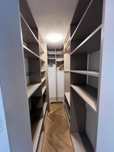 Lifestyle Wohnung mit Terrasse und Garten