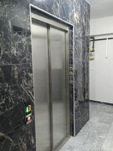 COZY , NEXT TO METRUBUS STN , EUROPEAN SIDE Istanbul