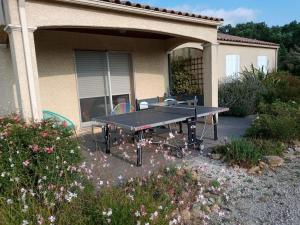 Maisons de vacances Maison de campagne avec piscine proche Carcassonne : photos des chambres