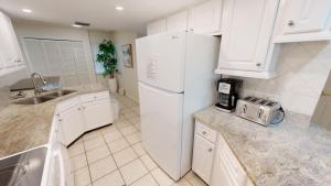 Inlet Reef 316- by Holiday Isle Properties