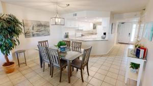 Inlet Reef 316- by Holiday Isle Properties