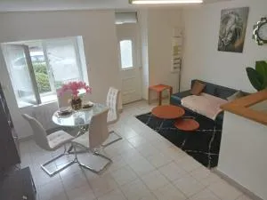 Paradis Maison Entière - 蒙塔日