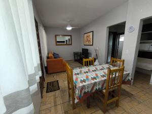 Lindo Sobrado c Piscina e conforto próximo do mar