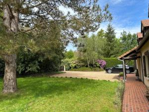 Maisons de vacances La Faisanderie a 5 min du Chateau de Chambord avec Grand Parc et Piscine : photos des chambres
