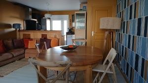 Maisons de vacances Au bout du Mont : photos des chambres
