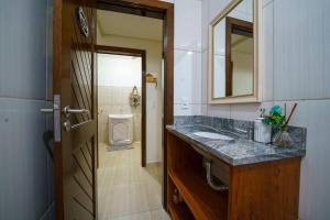 Casa Bombinhas Mariscal hospedado GleisonJayme