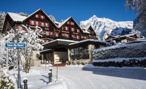 Schweizerhof hotel, 
Grindelwald, Switzerland.
The photo picture quality can be
variable. We apologize if the
quality is of an unacceptable
level.