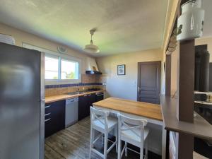 Maisons de vacances Holiday Home in Trelevern near Pink Granite Coast : photos des chambres