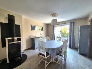 Maisons de vacances Holiday Home in Trelevern near Pink Granite Coast : photos des chambres