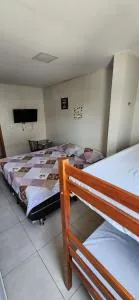 Hangar House - 贝伦