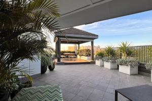 GA102 Cremorne Chic Contemporary & Convenient