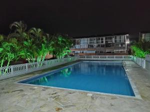 Flat Maranduba Ville