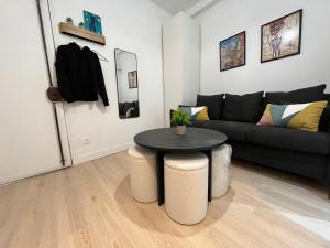 Oberkampf by Melvane 18