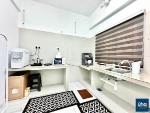 Akademik Suite - Economy by RR JBcity