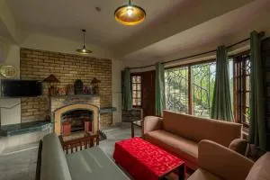 3BHK w picturesque view l Stargazer's Chalet - Solan