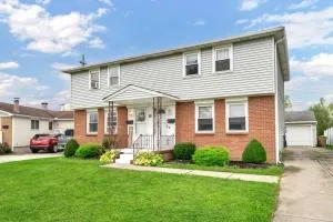 Cozy Duplex Near BUF International Airport - 威廉斯维尔