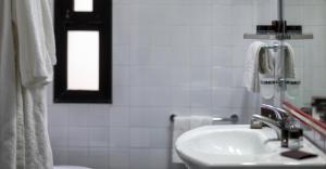 Economy Double Room (1 Adult)