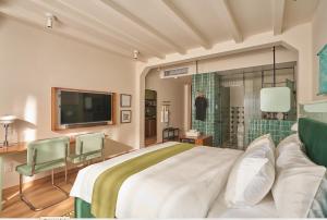 The Urban Resort by CIRCADIAN