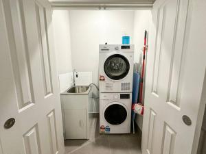 Convinient Cosy home witharound you!