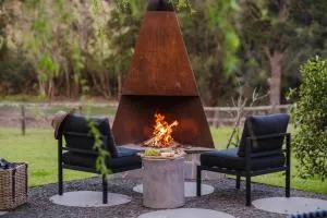 EKhaya - The Barn - Wattamolla