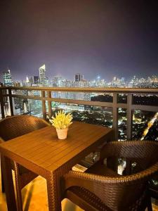 Spacious Unit in Gramercy Makati