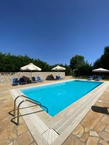 Evilion Ktima Argyropoulou - 皮尔戈斯