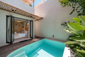 Casa Dalia - Beautiful 3BR Villa with Rooftop in Pererenan